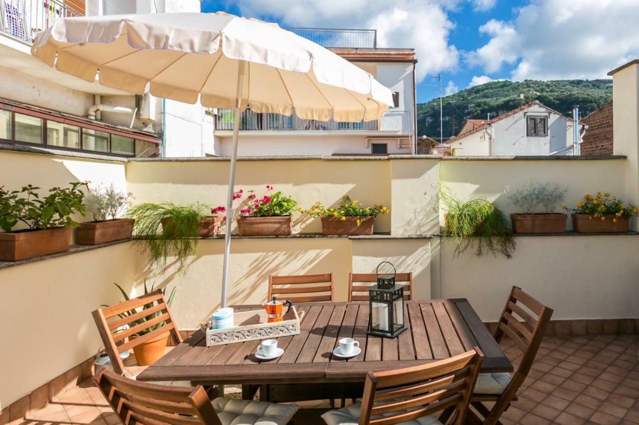 Terrazza Felicienne Lägenhet Sorrento Exteriör bild
