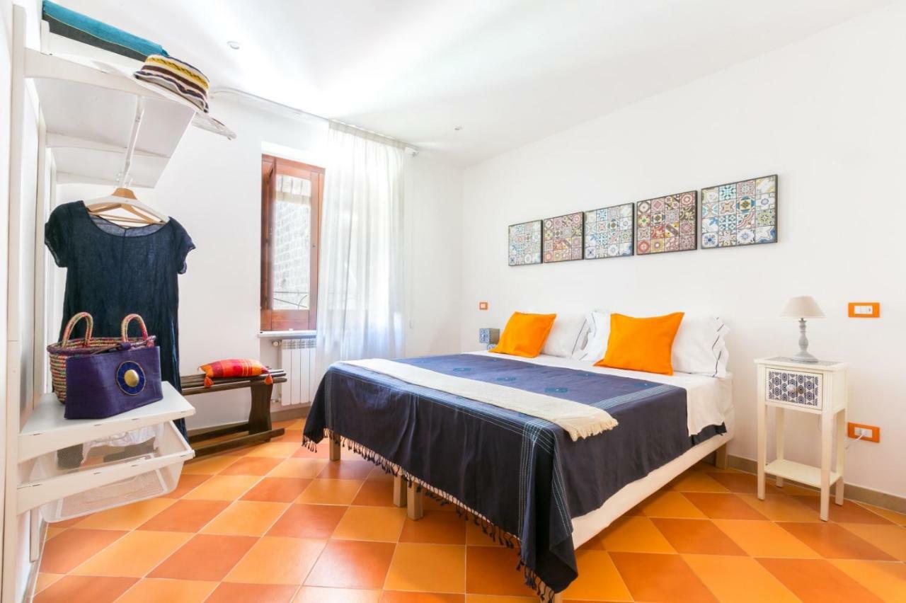 Terrazza Felicienne Lägenhet Sorrento Exteriör bild